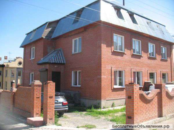 3-этажный таунхаус, в черте города