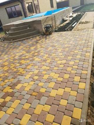 Укладка тротуарной плитки