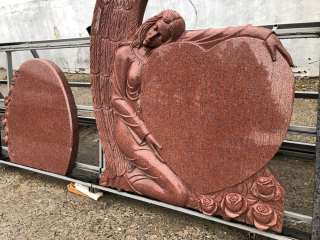 Гранитные памятники