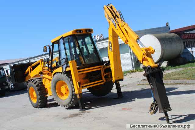 Экскаватор-погрузчик