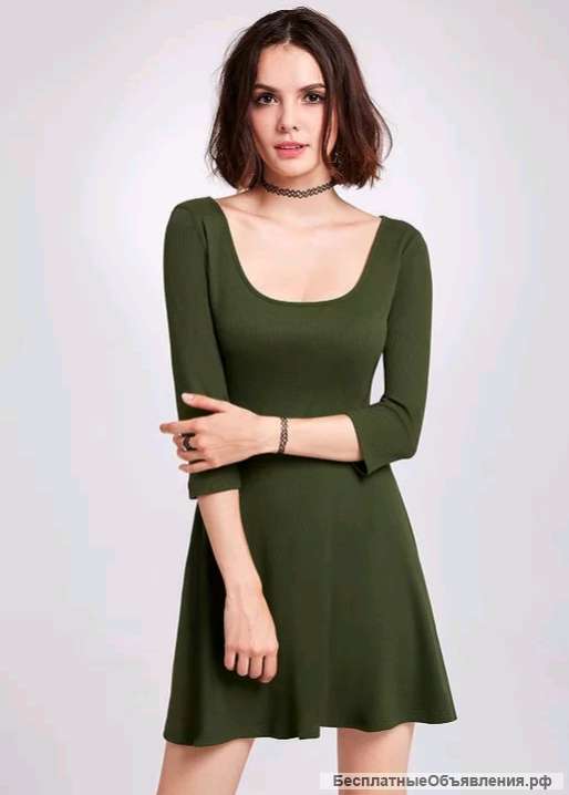 Платье + модные серьги в шкатулке