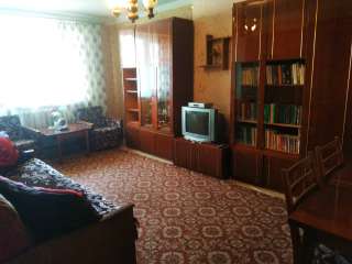 Сдам комнату на двух мальчиков, один уже есть, 5000, хозяйка