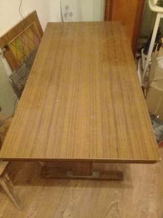 Журнальный столик