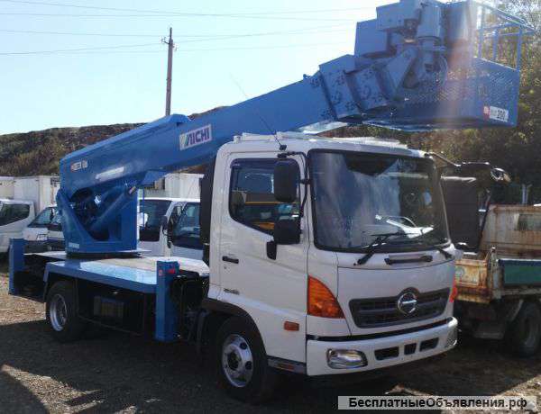 Автовышка AICHI SK210 на шасси HINO 2014г