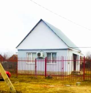 Дом 40 м² на участке 4 сот