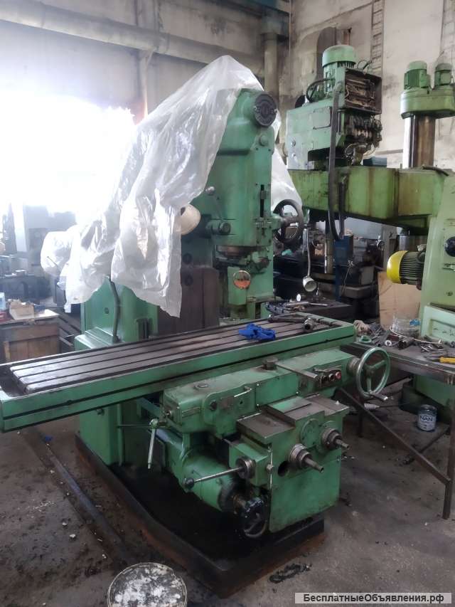Вертикально фрезерный станок 6М13