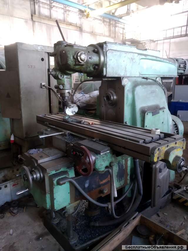 Станок широко универсальный 6М83Ш