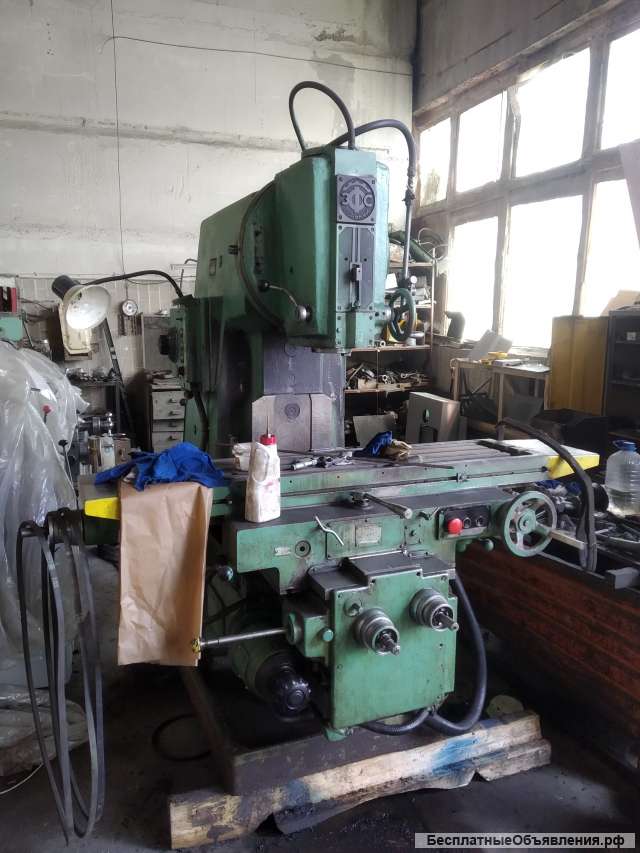 Вертикально фрезерный станок 6Р12