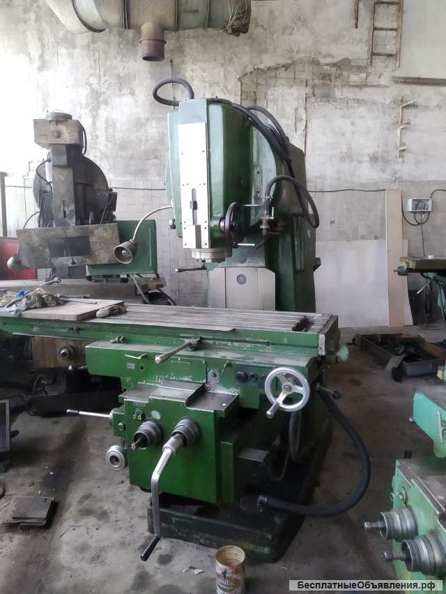 Вертикально фрезерный станок 6Р13