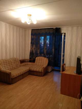 Сдам в аренду 1 кв 8 марта 173 этаж 15