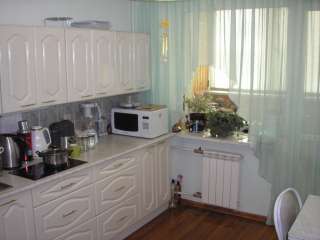 1к квартиру в Новосибирске ул.Медкадры д.8