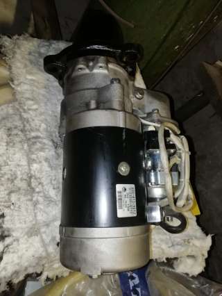 Стартер 600-813-9512 Komatsu