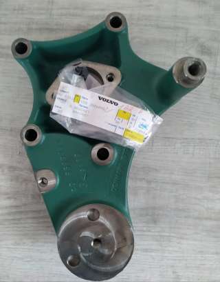 Кронштейн VOLVO VOE3826898