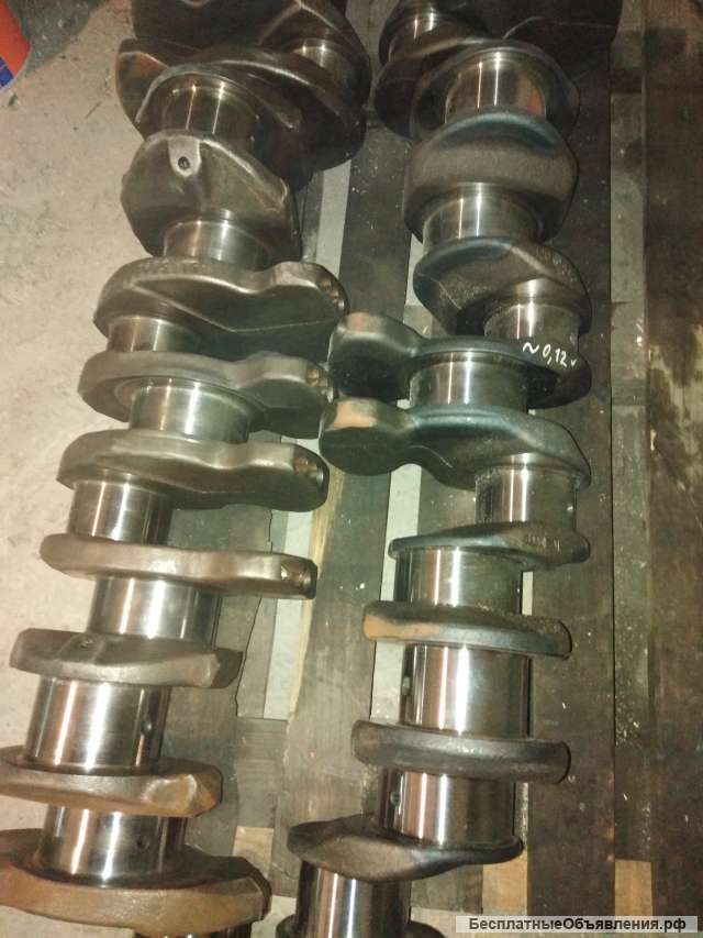 Коленчатый вал D12 б/у