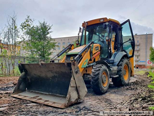 JCB 3CX б/у экскаватор-погрузчик 2010 года