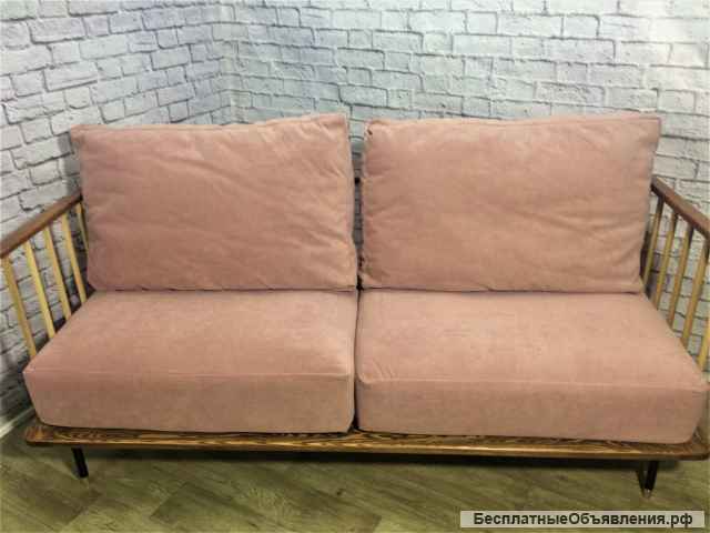 Диваны и топчаны из массива дерева