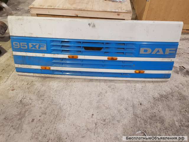Капот кабины DAF 95 XF, бело-голубой
