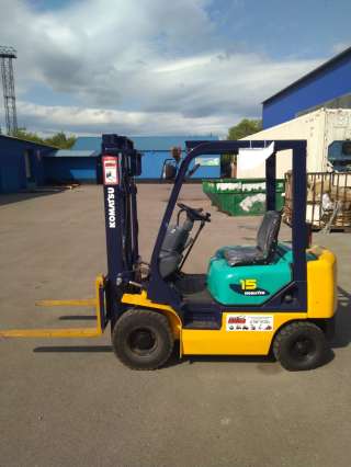 Вилочный погрузчик Komatsu FG15