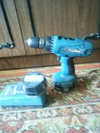 Шуруповерт аккумуляторный макита б/у