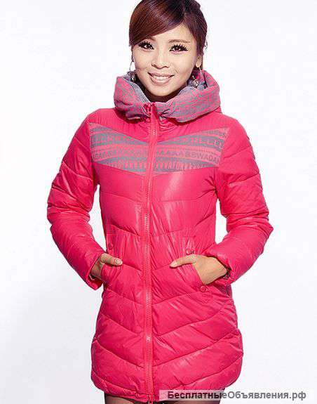 Удлинённая женская куртка с капюшоном