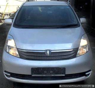 Toyota Isis, ZNM 10, 2005 г. в., 1ZZ-FE, акпп, 2wd, Серебро