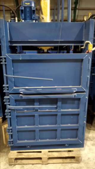 Компактный нераспашной пресс с усилием 15 тонн