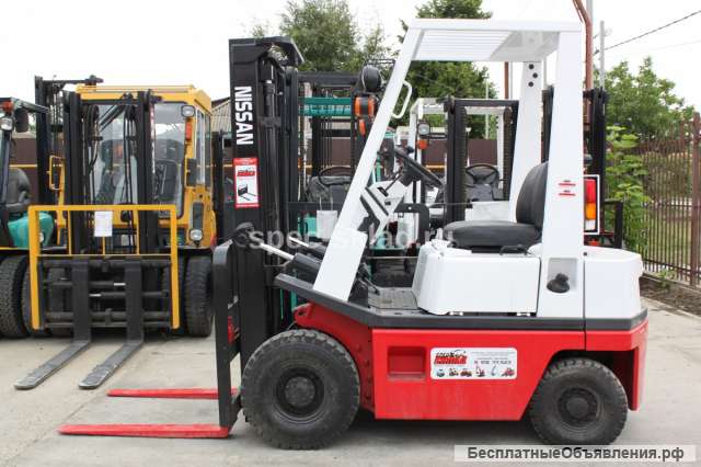 Вилочный погрузчик Nissan EH01A14