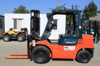 Вилочный погрузчик Toyota 7FDL25