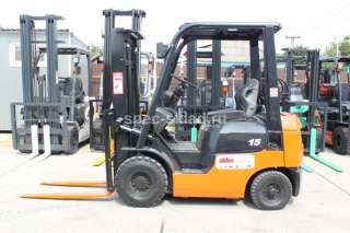 Вилочный погрузчик Toyota 7FG15 2