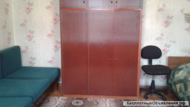 Сдаю 1-ком. кв. метро ленинская ул.журова