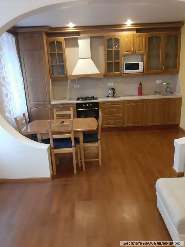 Сдается 3-комн.кв. 120 кв.м.