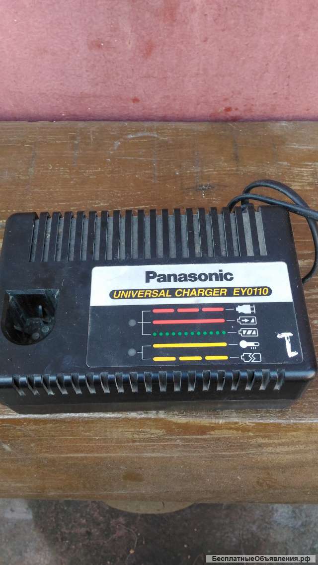 Зарядное устройство Panasonic EY0110 для аккумуляторов