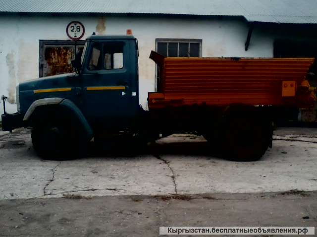 Пескоразбрасыватель КО-829А-02 "КомМаш" 2002гв ЗиЛ-433362