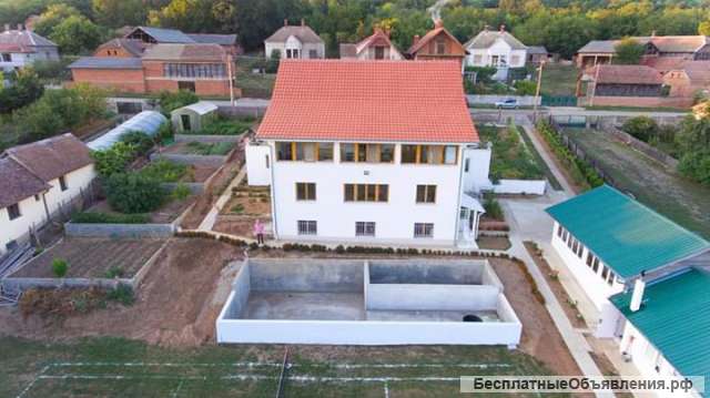 Дом и недвижимость в Крнево возле Велика Плана