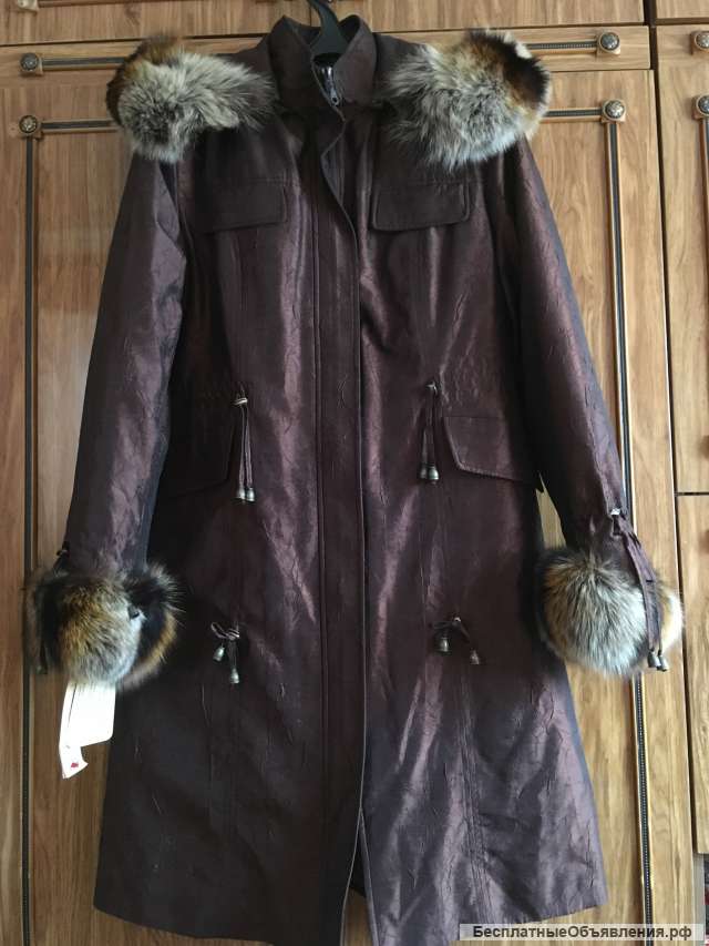 Пальто зимнее женское с капюшоном