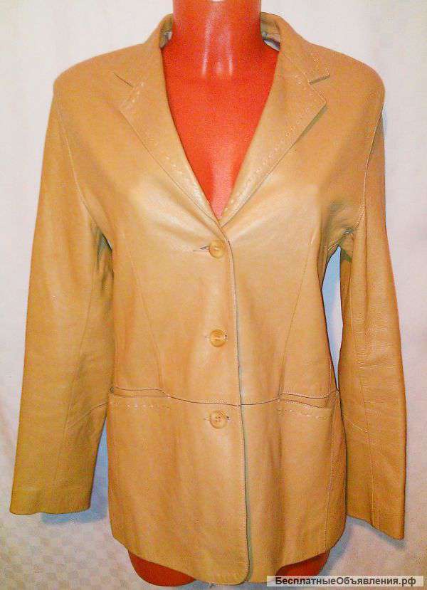 Женская одежда