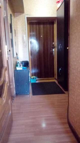 1 комнатную квартиру площать 33 м2 цена 2240000 сом