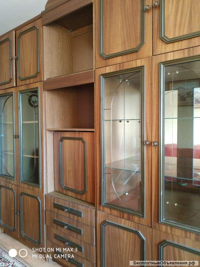 Стенка из пяти шкафов