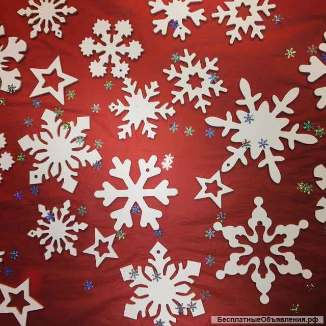 Новогоднее оформление и украшения из пенопласта