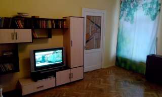 Сдается (продается) трехкомнатная квартира в центре города