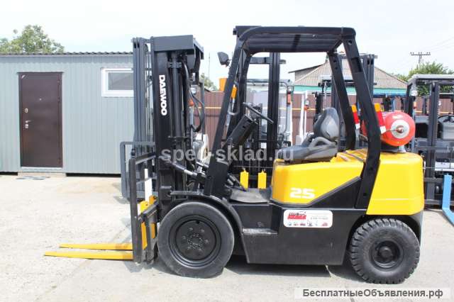 Вилочный погрузчик Daewoo G25