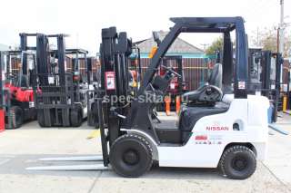 Вилочный погрузчик Nissan PL01A18W