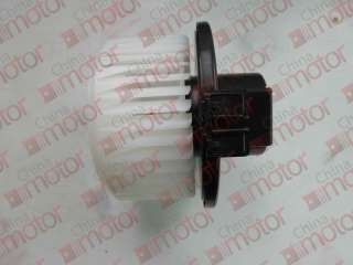 Мотор отопителя печки Isuzu NPR75 и NPR71, NLR и NMR 55, 85 в Новосибирске