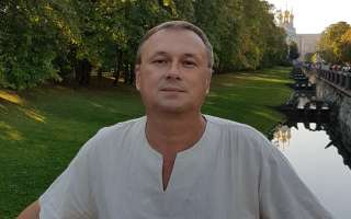 Помощник. Завхоз. Водитель.