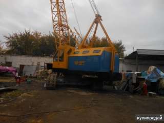 Гусеничный кран МКГ-25.01 2005 года выпуска после капремонта. Стрела 23,5 м гусек жесткий 5 м