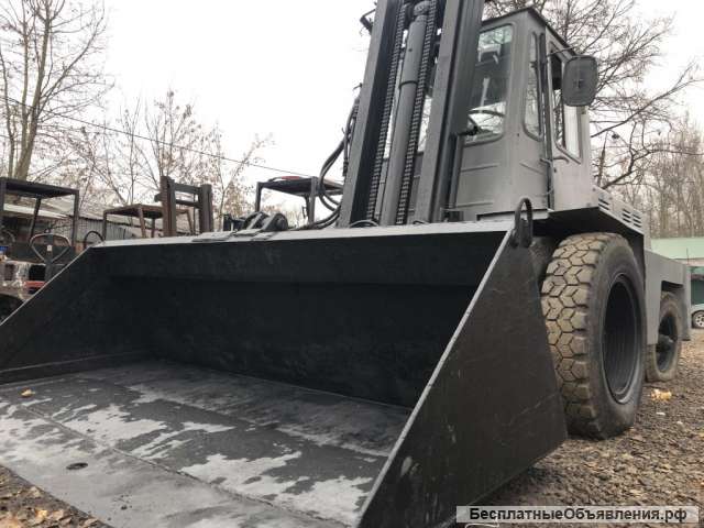 Львовский погрузчик 5 т 3.3 метра с Ковшом