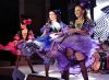 Танцовщицы в шоу-балет