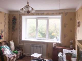 Комнату в общежитии по ул. Урицкого, д.42 в хорошем состоянии