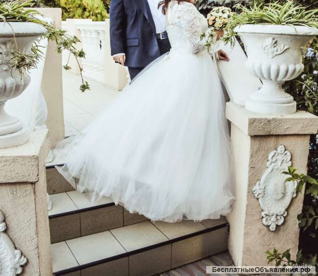 Красивое удобное свадебное платье