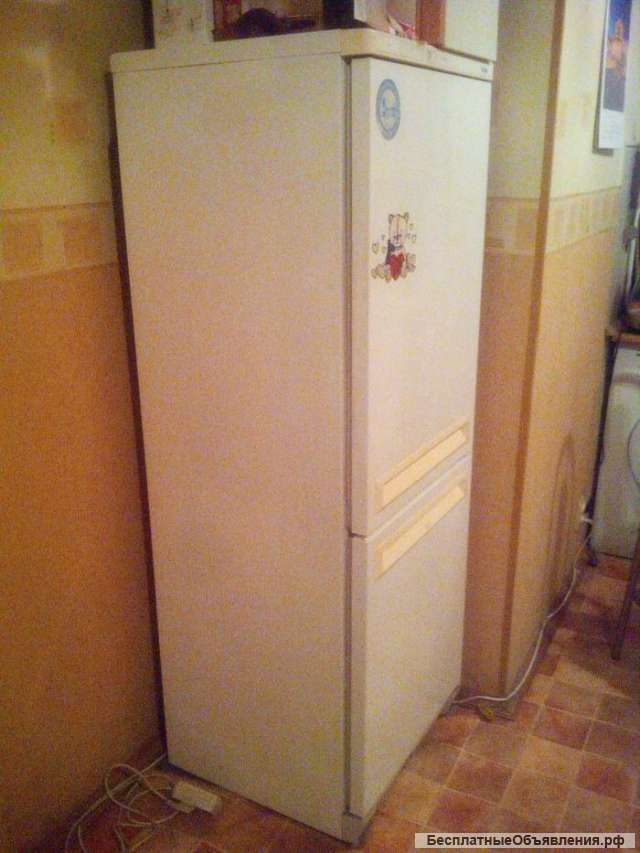 Двухкамерный холодильник Стинол-107 с системой No-Frost